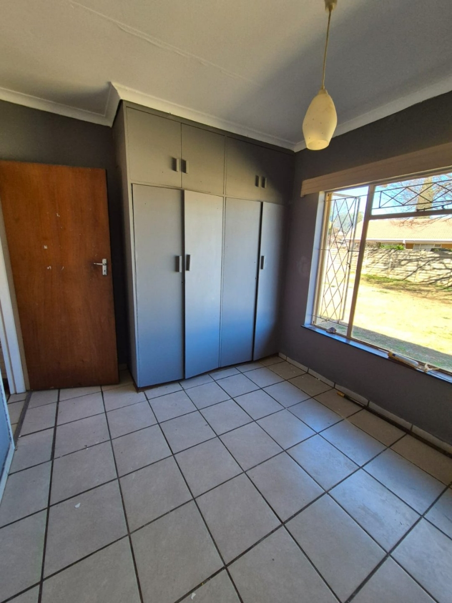 3 Bedroom Property for Sale in Universitas Ridge Free State